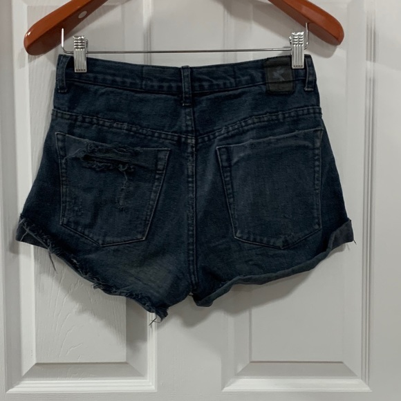 One Teaspoon denim shorts - Picture 2 of 2